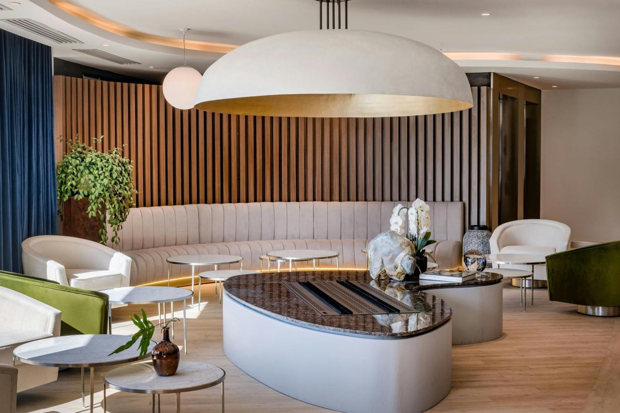 Ac Hotel By Marriott Saint-Julien-En-Genevois Exterior photo