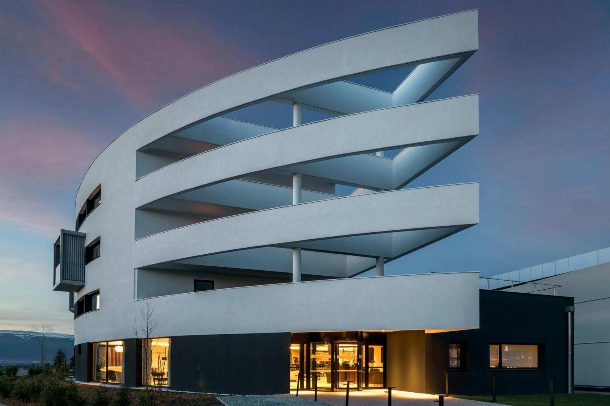 Ac Hotel By Marriott Saint-Julien-En-Genevois Exterior photo